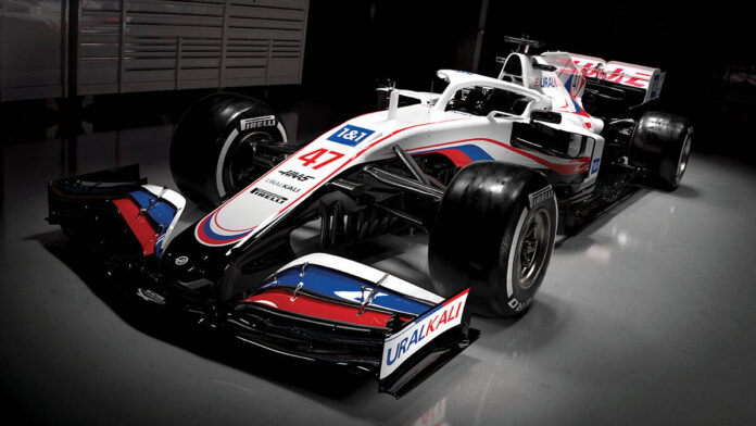 LIVERY_UNVEIL_PR_1-380 kopi