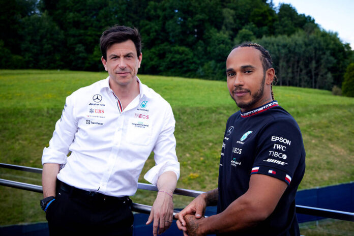 Lewis Hamilton Agrees Two Year Contract Extension