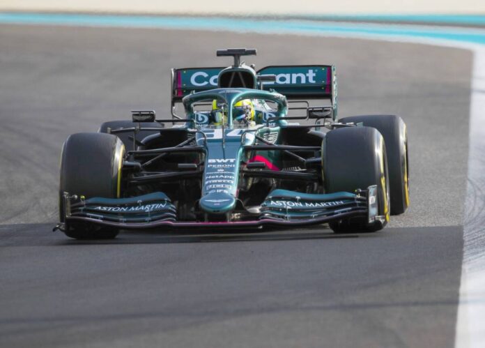 Nick Yelloly, Aston Martin AMR21