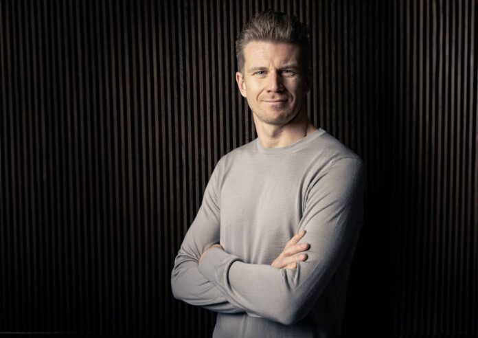 Nico Hülkenberg portrait 1200