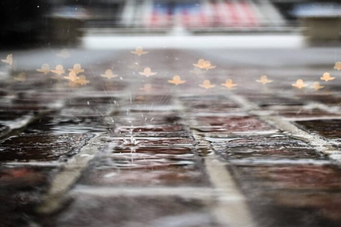 Rain - Indianapolis 500 Open Test - By_ James Black_Large Image Without Watermark_m99848