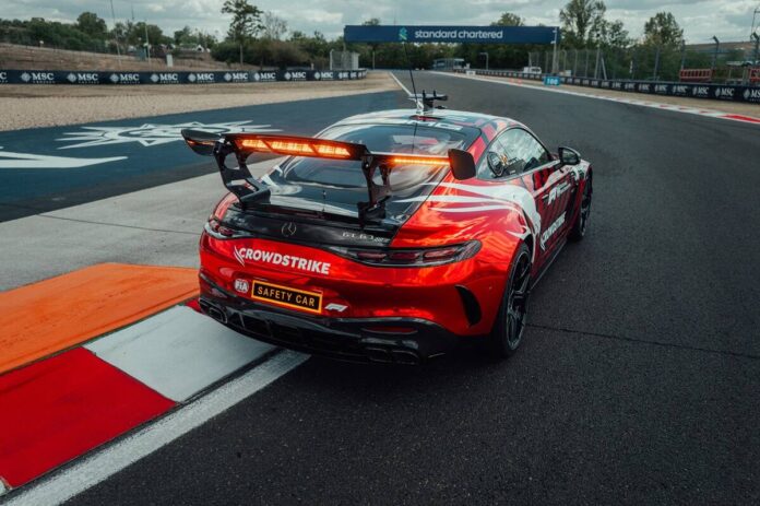 Neues Official FIA F1® Safety Car von Mercedes-AMG debütiert am HungaroringNew Official FIA F1® Safety Car by Mercedes-AMG set for Hungaroring debut