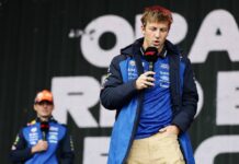 Liam fortsætter hos Red Bull Racing